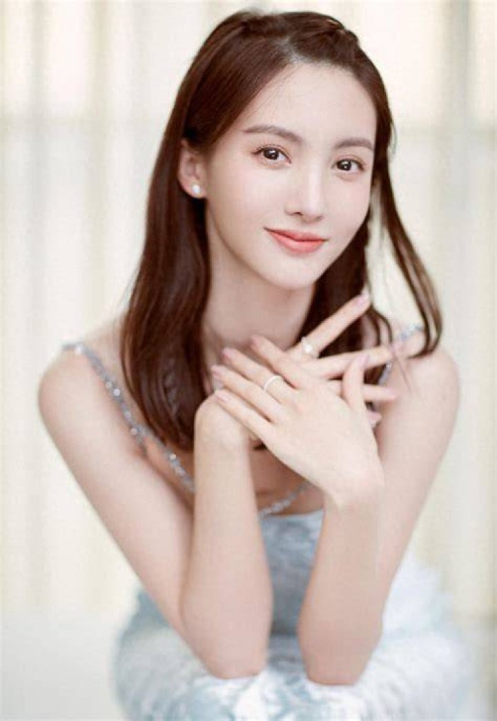 01 Exclusive Xu Jiayin's third hilltop mansion exposed his wife's