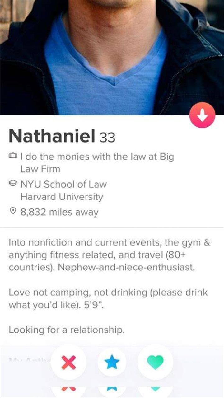 10 Best Tinder Bio Examples for Guys (To Make Her Swipe Right) The