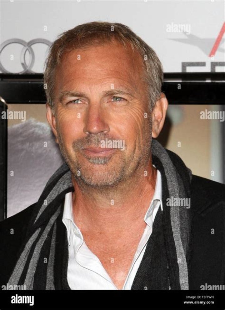 10 November 2010 Hollywood, CA (LR) Actor Kevin Costner, writer