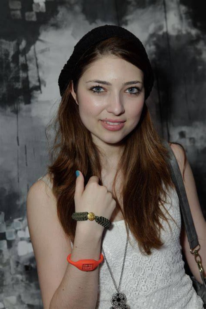 10+ Pictures of Shelby Young Irama Gallery