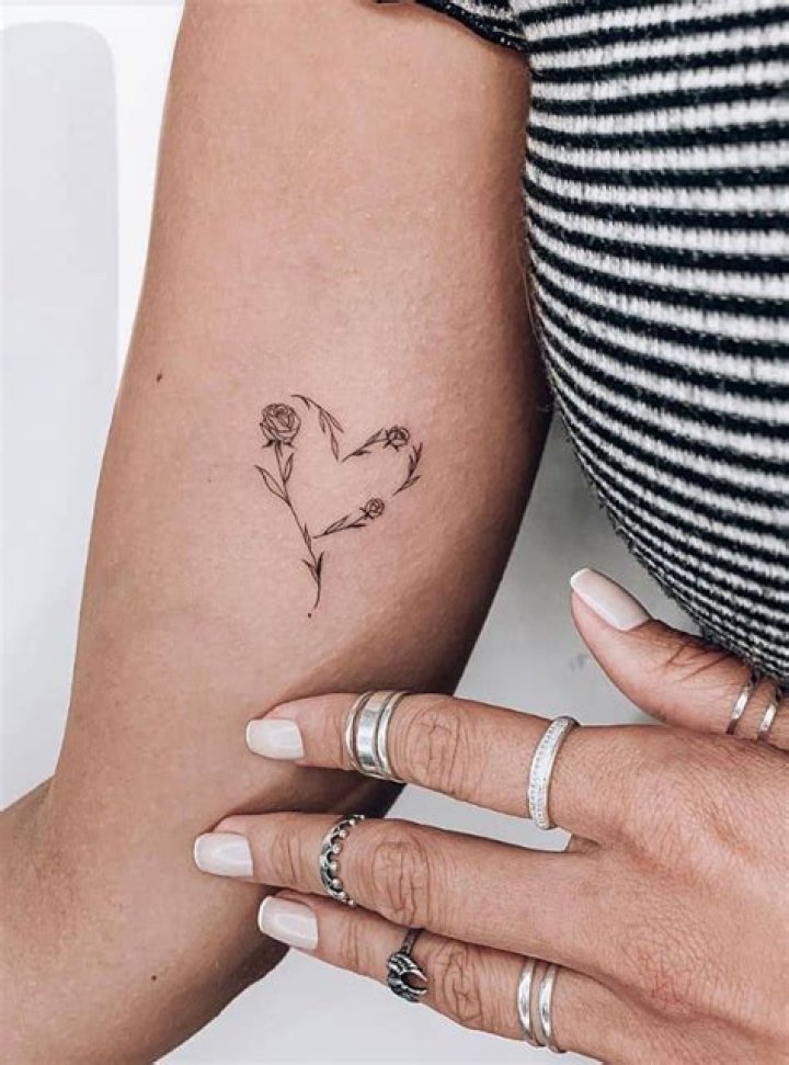 100+ Pretty Tiny Tattoo Design For Woman Page 95 of 106 Fashionsum