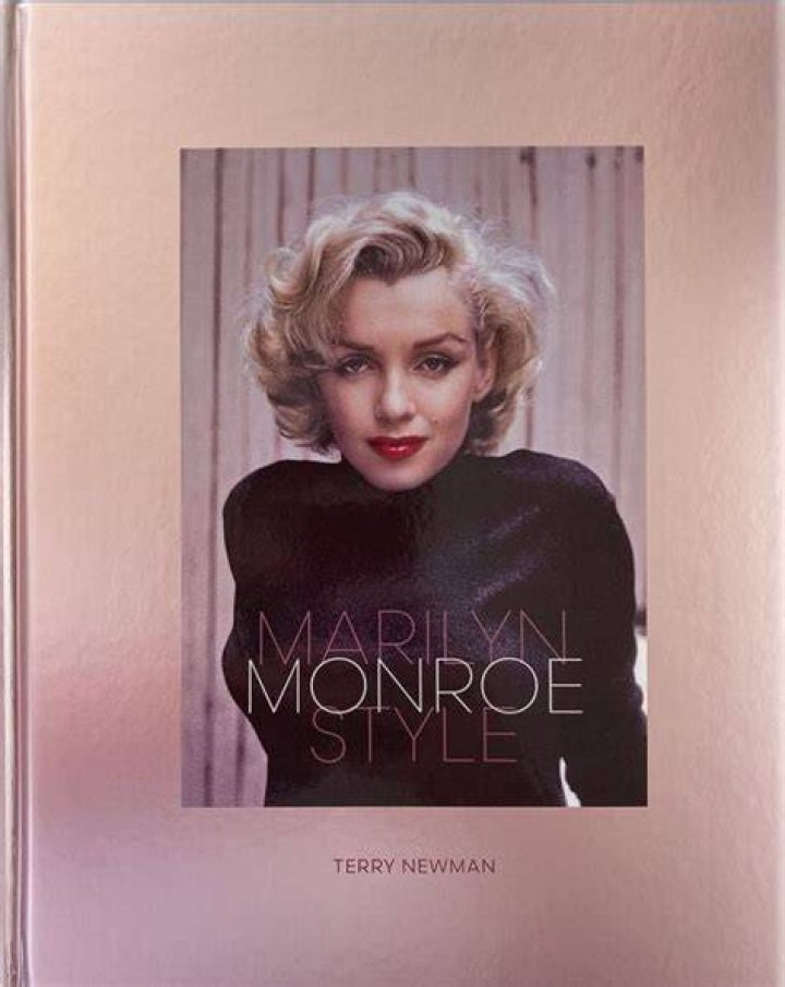 Роуз Монро (Rose Monroe) актриса для взрослых из Венесуэлы Журнал