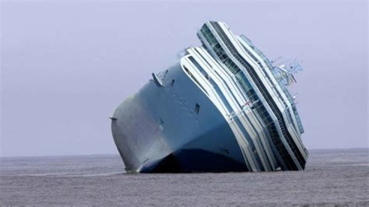 13 worst cruise disasters When cruises go wrongcruises from hell🙏plz