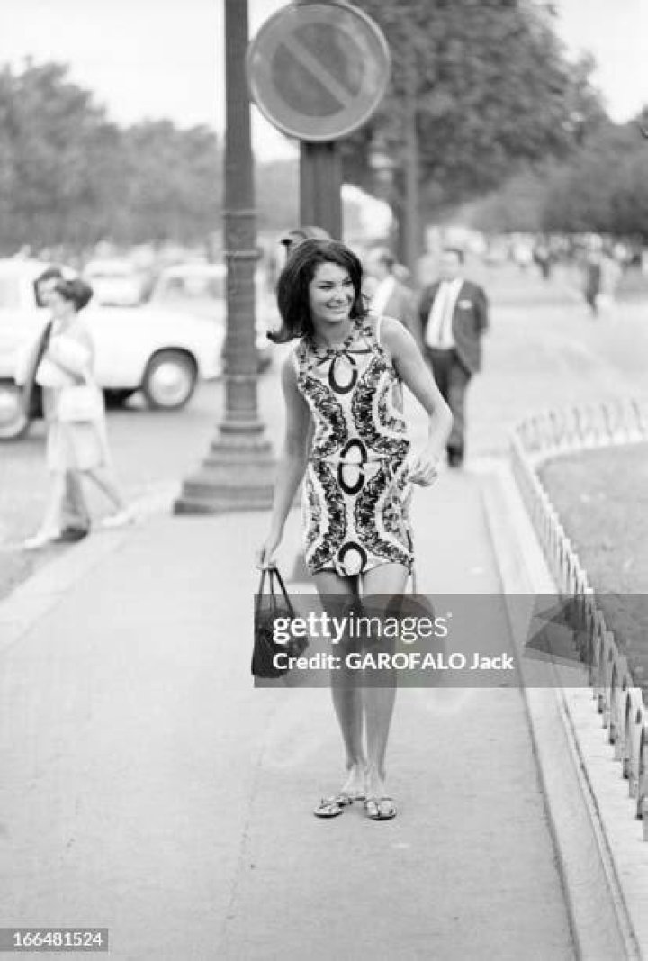 15+ Photos of Iris Frank Miran Gallery