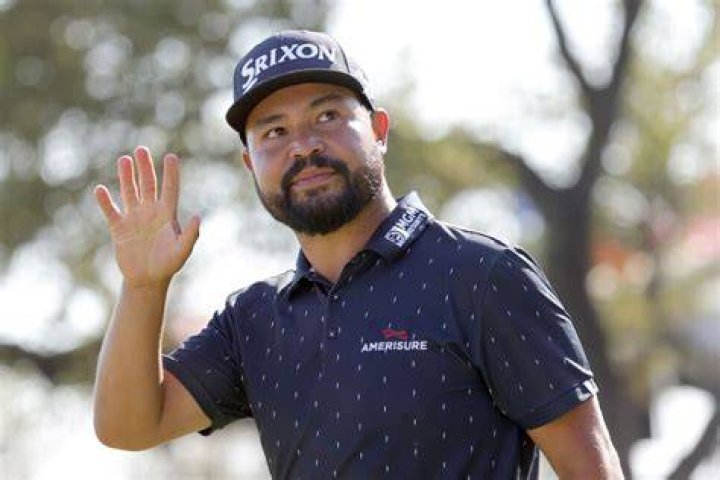 Who is J. J. Spaun's mother Dollie Spaun? 1 1649030159569