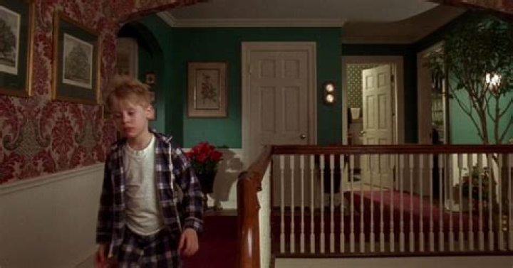 200以上 upstairs home alone house inside 835250Upstairs home alone house