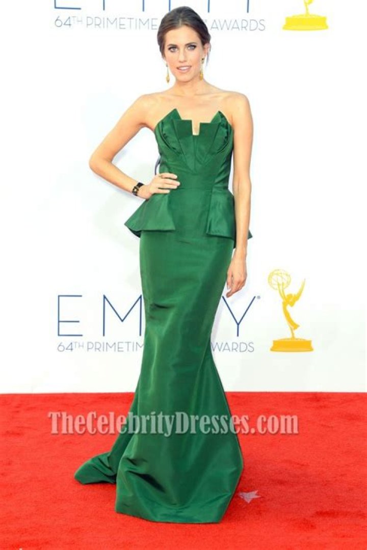 2012 Emmy Awards Red Carpet Photo Gallery