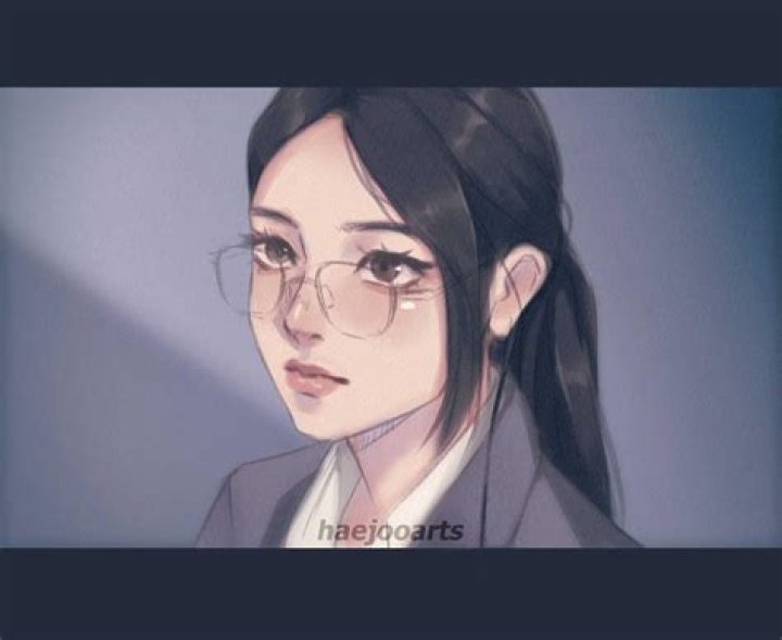 230302 Haerin but in fake screenshot style r/NewJeans