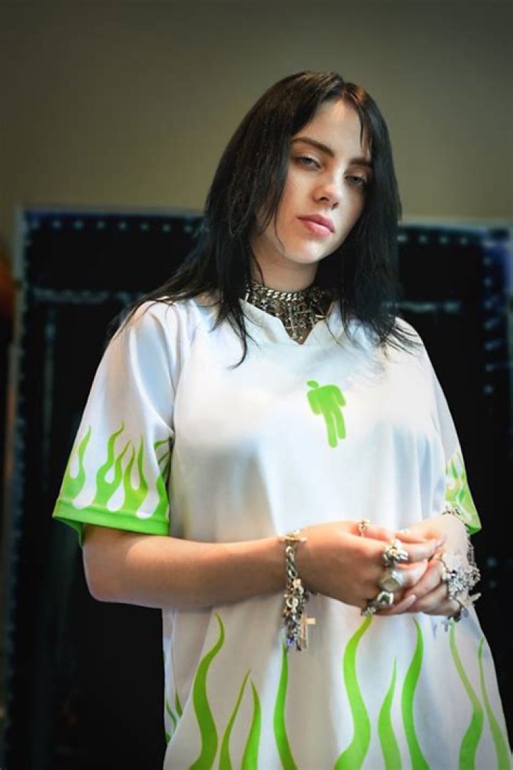 26 Hot Boobs Photos Of Billie Eilish That Will Take Your Breath Away