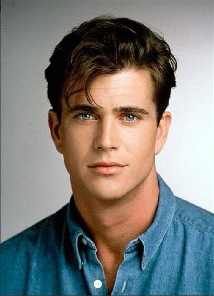 30 Photographs of a Young and Hot Mel Gibson in the 1980s and Early