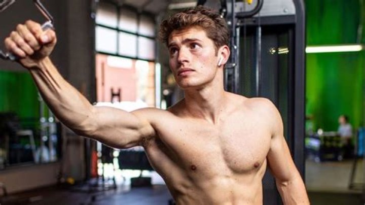 40 best Gregg Sulkin images on Pinterest Greggs, Hot men and Pretty