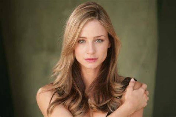 40 Hot Photos Of Katharine Towne Will Make You Feel Better 12thBlog