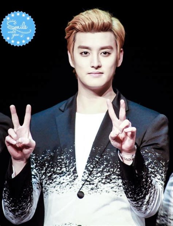 437 best Eli Kim images on Pinterest Blog, Kiss and Kiss photo