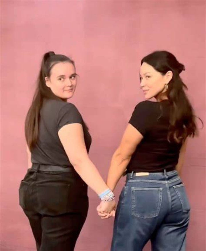 51 Hottest Melissa O&rsquo;Neil Big Butt Pictures Are Sure To Leave You