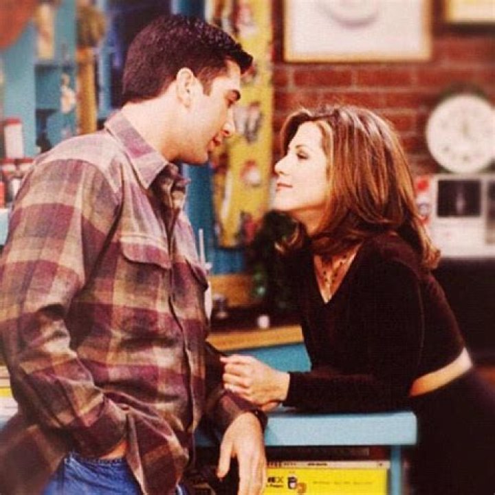 8 Relationship Lessons To Learn From Ross & Rachel Femina.in