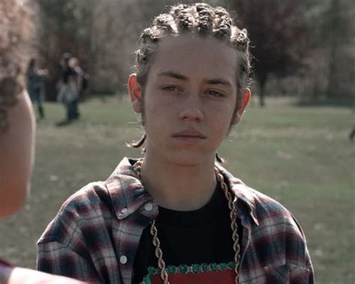 8tracks radio white boy carl (10 songs) free and music playlist