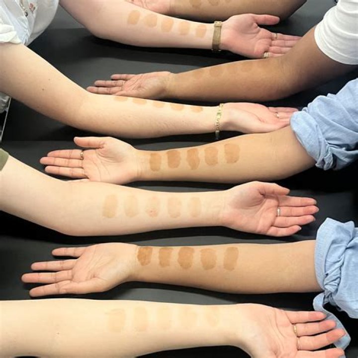 9 fake tans that won&rsquo;t turn orange Bondi Sands, Charlotte Tibury, St