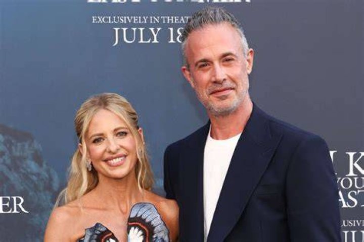 A Deep Dive Into Freddie Prinze Jr. And Sarah Michelle Gellar's Marriage