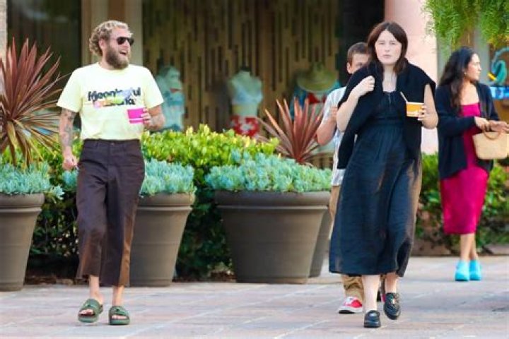 A Guide to Jonah Hill's Tattoos Creeto