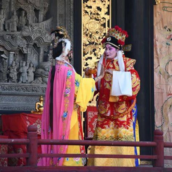 A Journey Through Opera's Golden