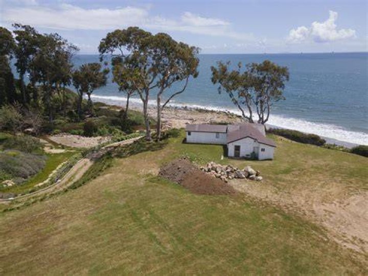 A Kevin Costner Pedigree Home Lists for 5.5 Million, Almost A Steal