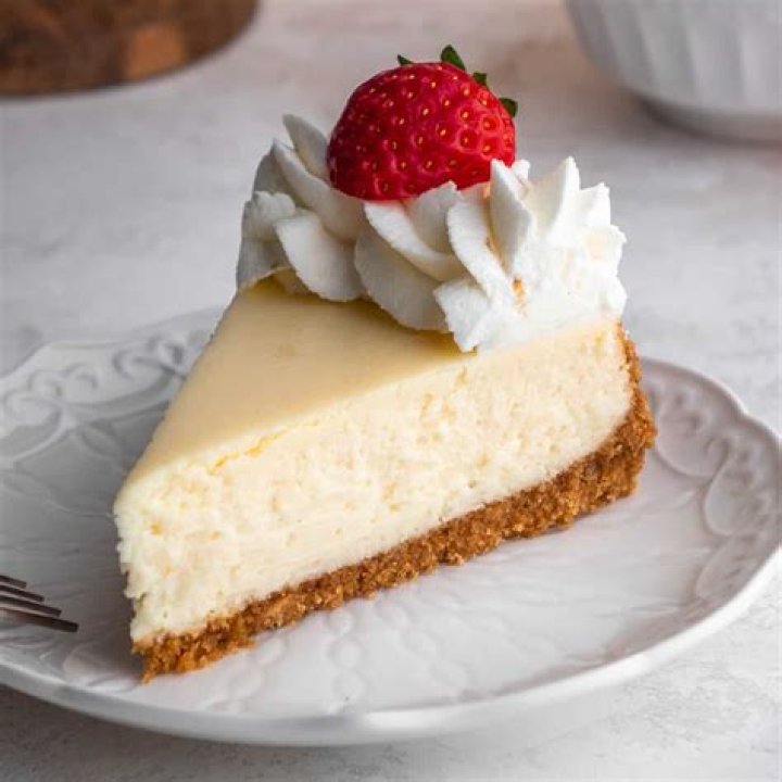 A Slice of Cheesecake Kim Cattrall Idol Features