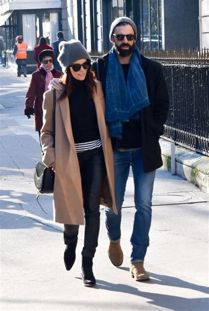 Abigail Spencer With Her New Boyfriend Paris 01/21/2019 &bull; CelebMafia
