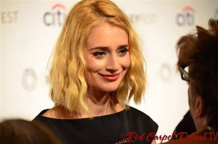 About Caitlin Fitzgerald (aka Tabitha in 'Succession') Biography