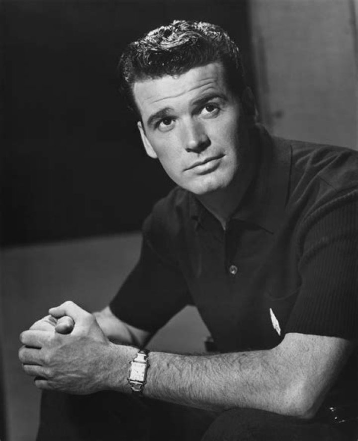 Actor James Garner, star of 'Maverick,' dies at 86 Entertainment
