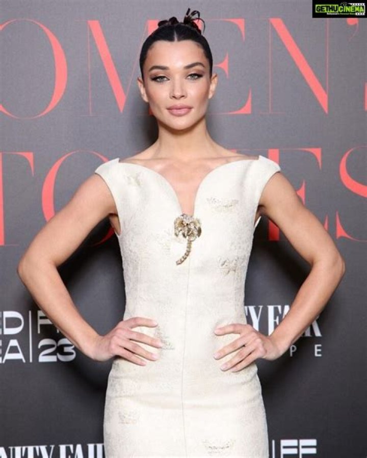 Actress Amy Jackson's Unbelievable Transformation. Gambakwe Media
