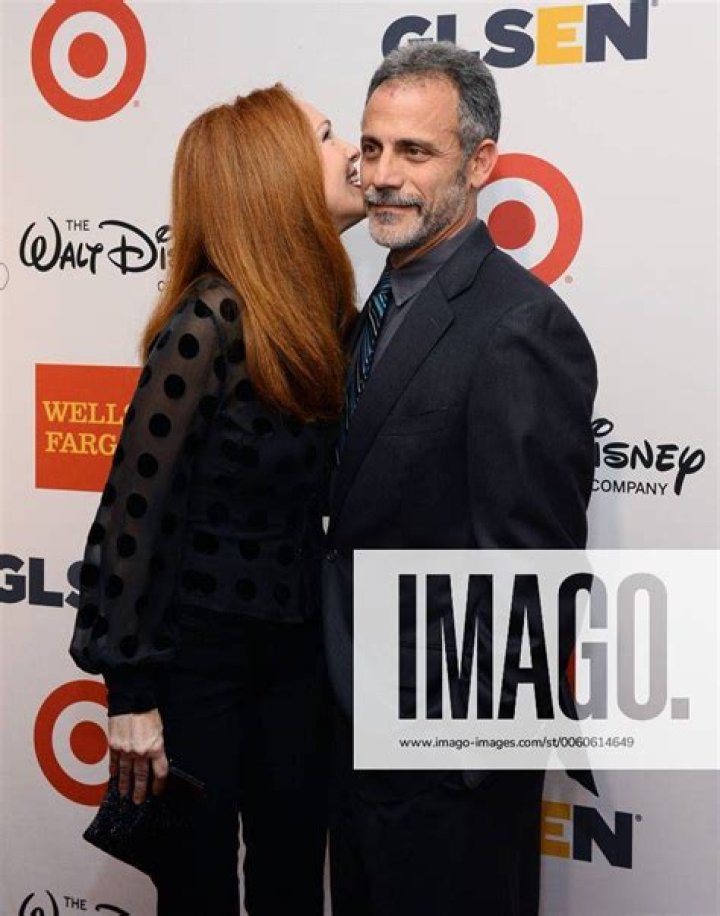 Actress Amy Yasbeck and her longtime boyfriend, attorney Michael