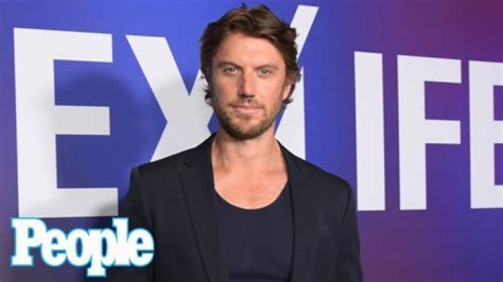 Adam Demos Shares Why He Loves Girlfriend and Sex/Life Costar Sarah
