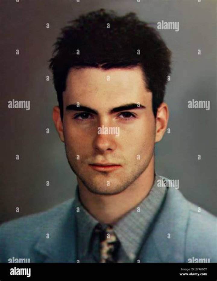Adam Levine, Billy Unger, Maroon 5, Eva Longoria, Pop Singers, Admin