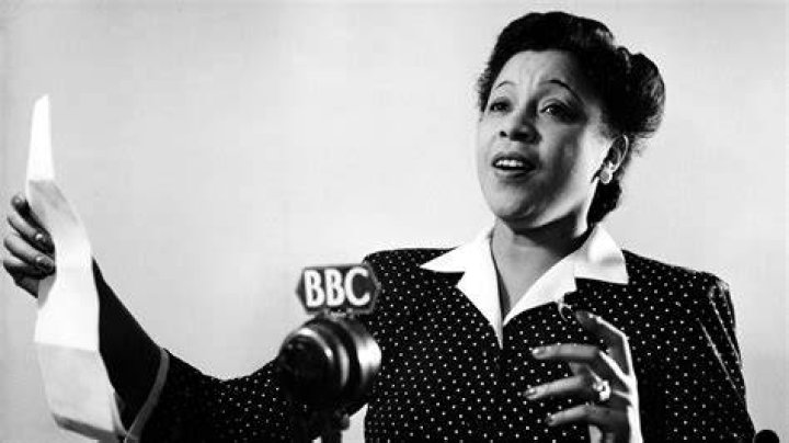Adelaide Hall First black BBC star's guitar being sold BBC News