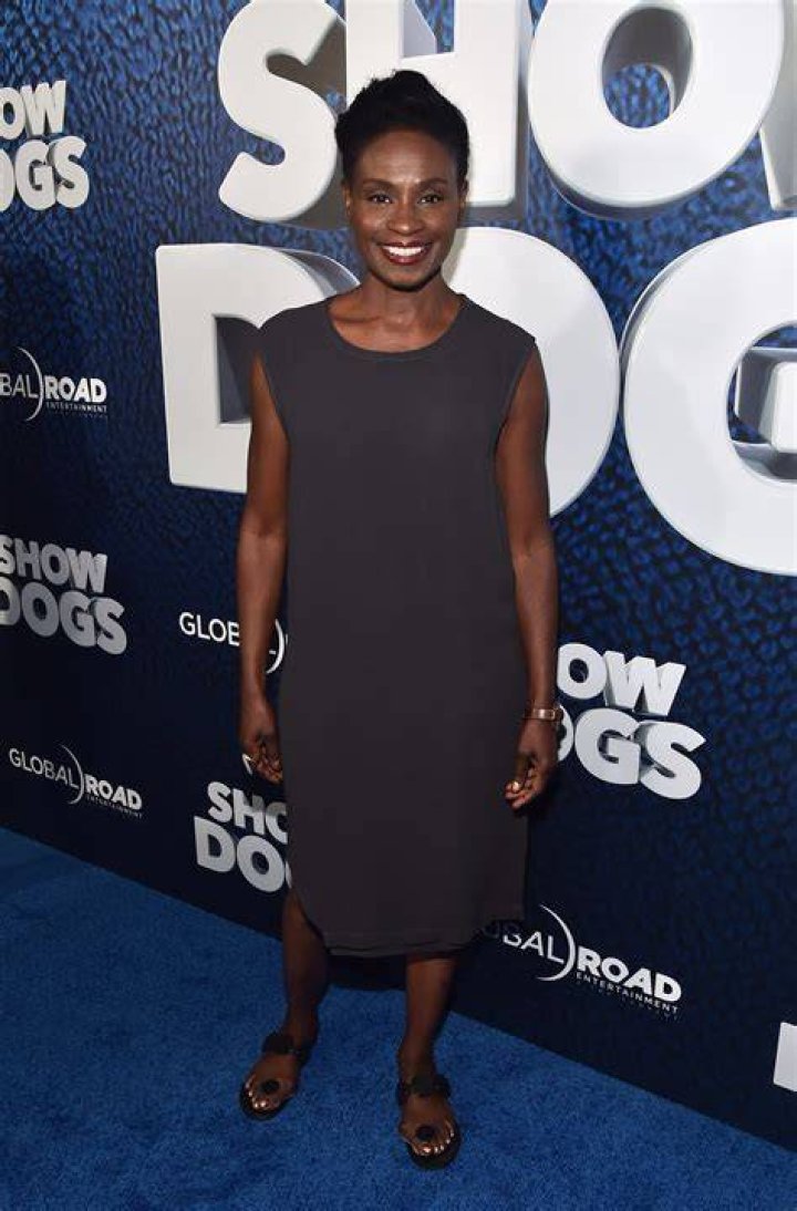 Adina Porter &ldquo;Show Dogs&rdquo; Premiere in New York &bull; CelebMafia