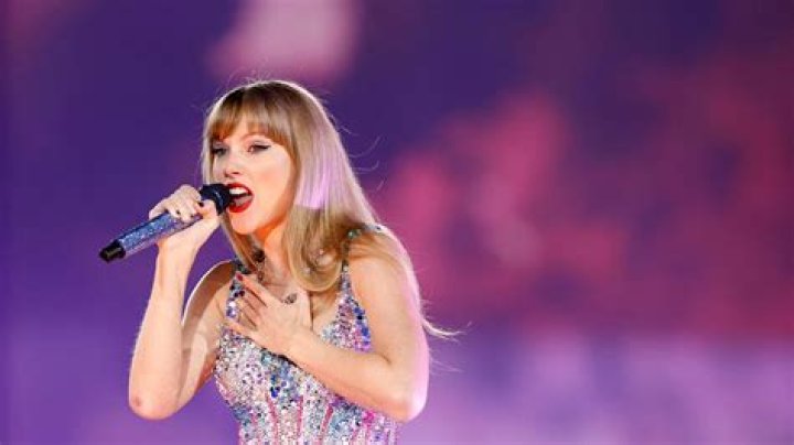 Admire Taylor Swift's cat 3rd richest in the pet world with a net worth