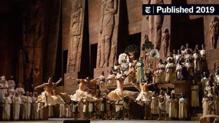 After 31 Years, Farewell to the Met Opera&rsquo;s Grand, Gaudy &lsquo;Aida&rsquo; The