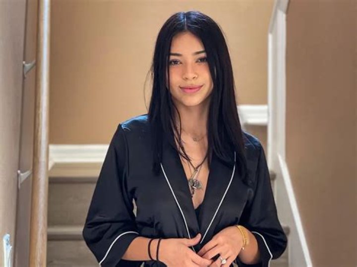 Aishah Sofey Bio, Age, Height Models Biography EroFound