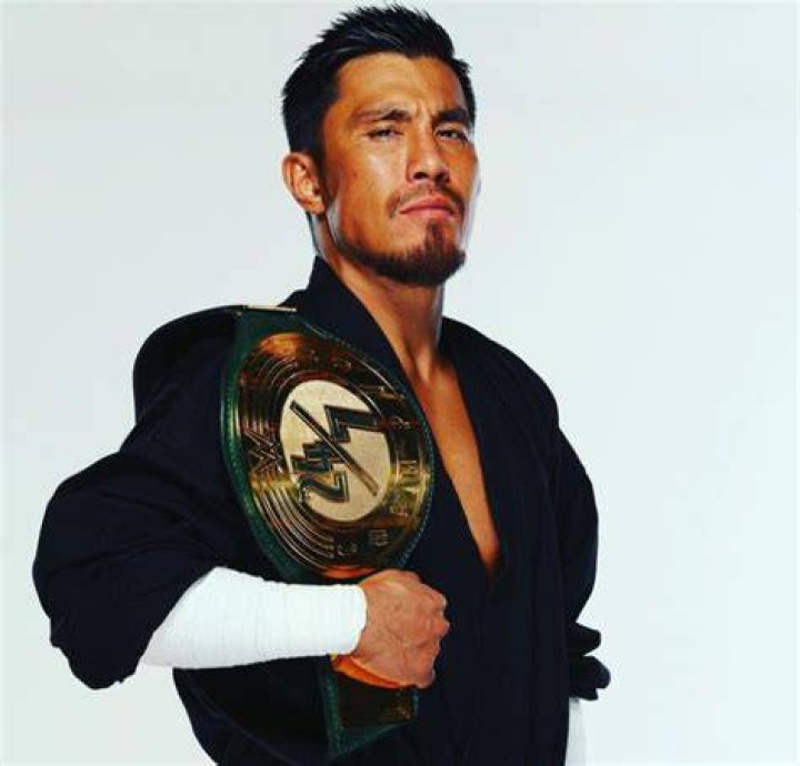 Akira Tozawa Bio Age, Net Worth, Height, Salary, Wife, Instagram