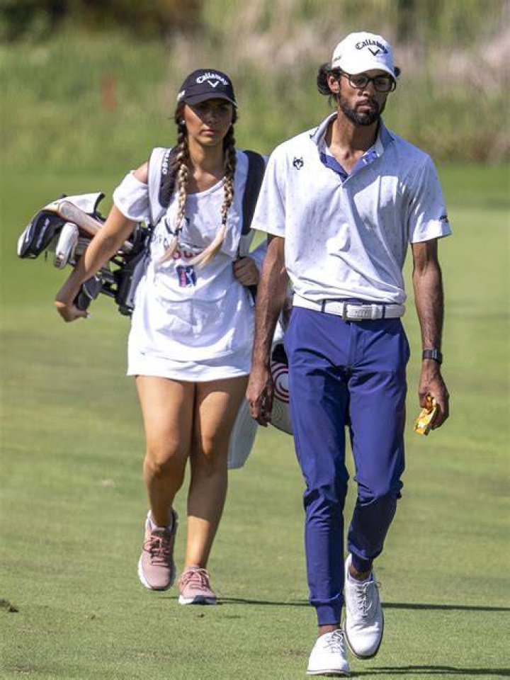 Akshay Bhatia met his caddy and girlfriend by sliding into her DMs