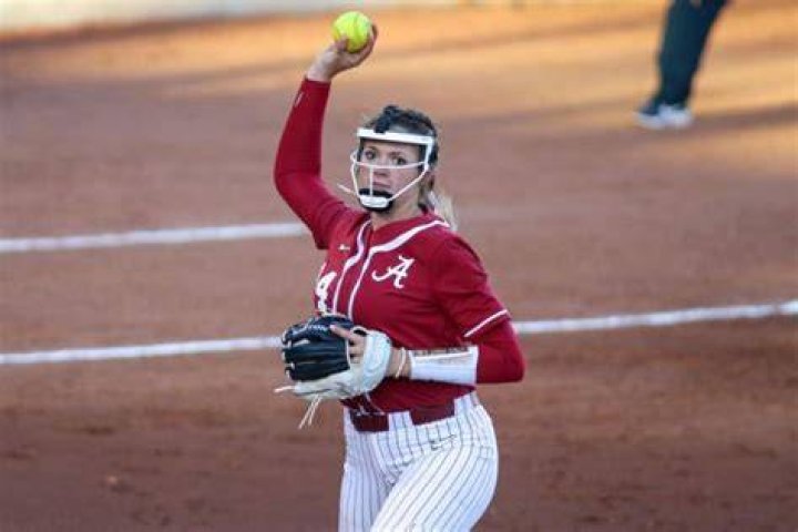 Alabama Pitcher Montana Fouts Celebrated Her 21st Birthday By Dealing A