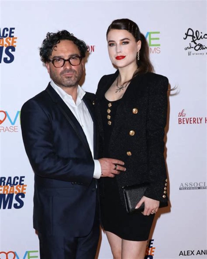 Alaina Meyer, la ch&eacute;rie de la star de "Roseanne" Johnny Galecki, et