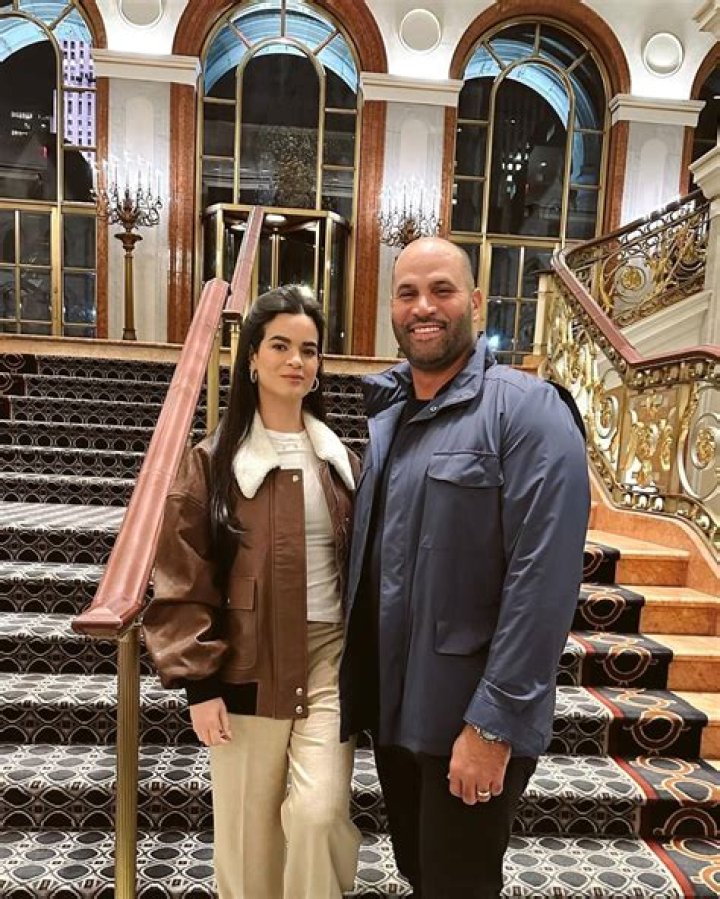 Albert Pujols With His Wife Pictures All About Sports Stars