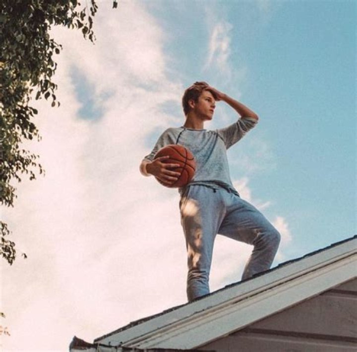 Alex Lange Bio, Life, Facts, Family The Frisky