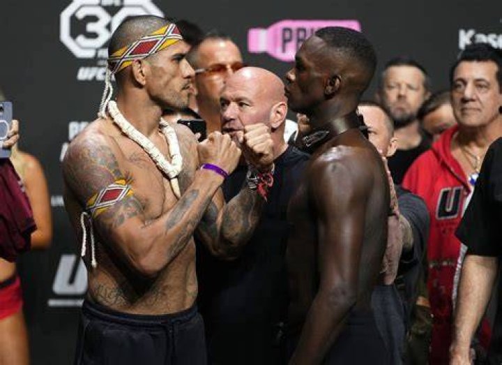 Alex Pereira on Israel Adesanya&rsquo;s UFC 276 postfight comments &lsquo;Ask him