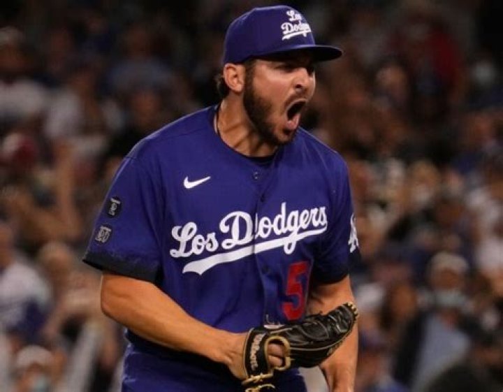 Alex Vesia Feeling More Confident In Dodgers Bullpen