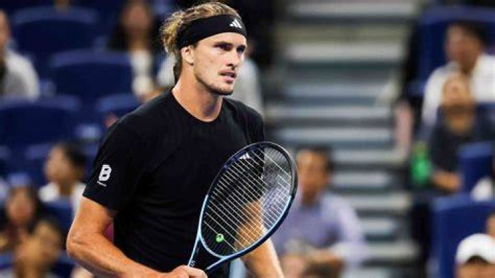 Alexander Zverev &lsquo;splits with model girlfriend Brenda Patea&rsquo; as she