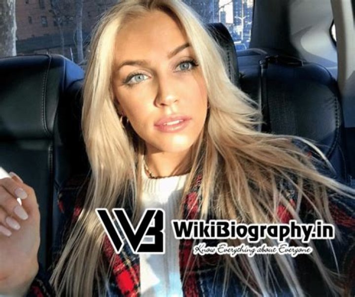 Alexandra Cooper Wiki, Bio, Age, Boyfriend, Net Worth