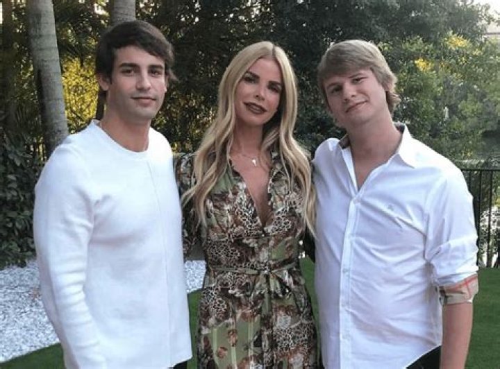 Alexia Nepola with her sons Alexia Nepola with her sons