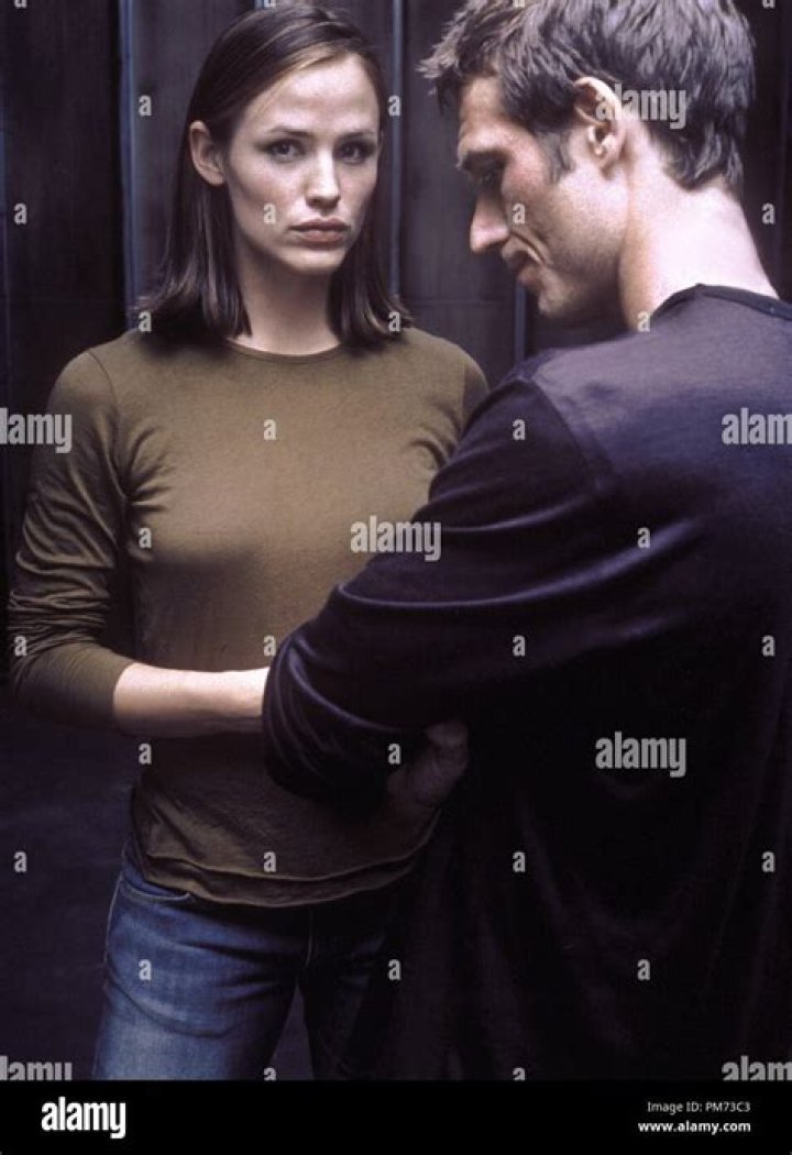 Alias. Jennifer garner, Jennifer, Michael vartan